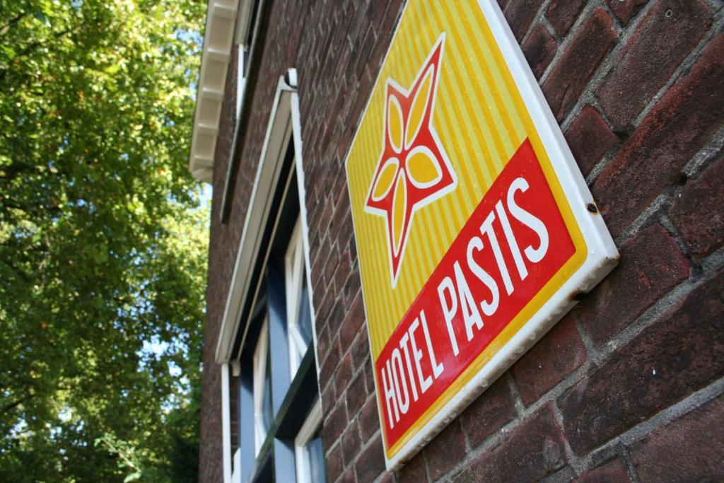Logis Pastis Hotel Maastricht Luaran gambar